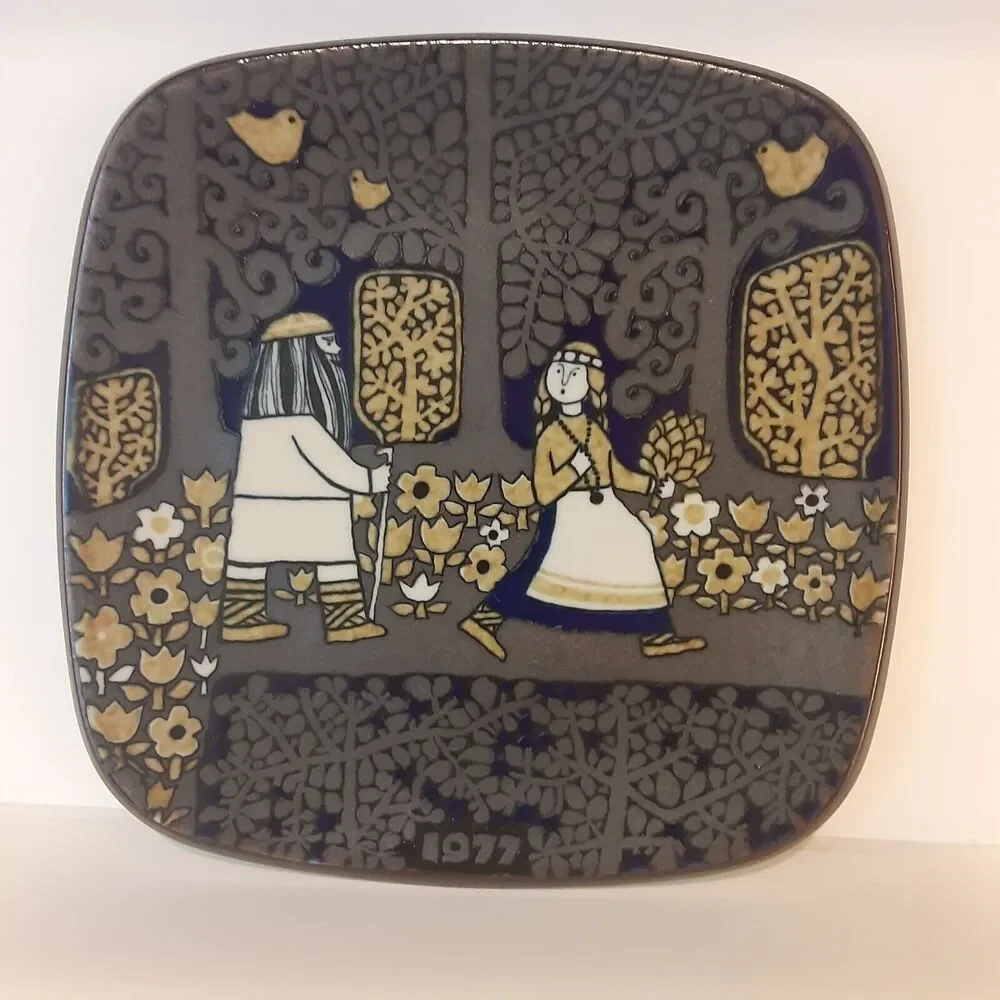 Arabia Finland 1977 Annual Stoneware Plate